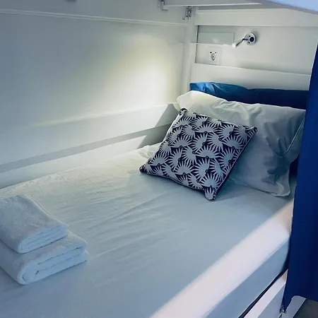 Partenope Hostel&suites