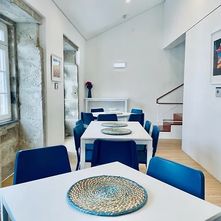 Partenope And Hostel Angra do Heroísmo