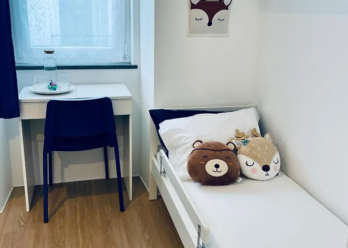 Partenope And Hostel *