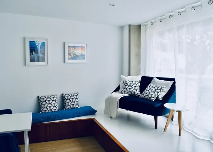 Hostel Partenope And Angra do Heroísmo