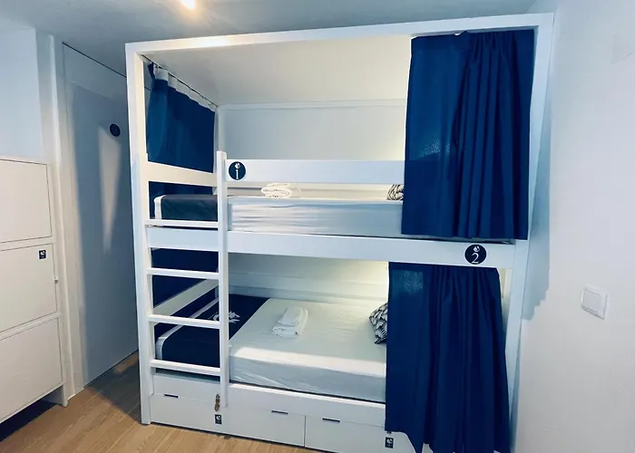 Partenope And * Ангра-ду-Эроижму